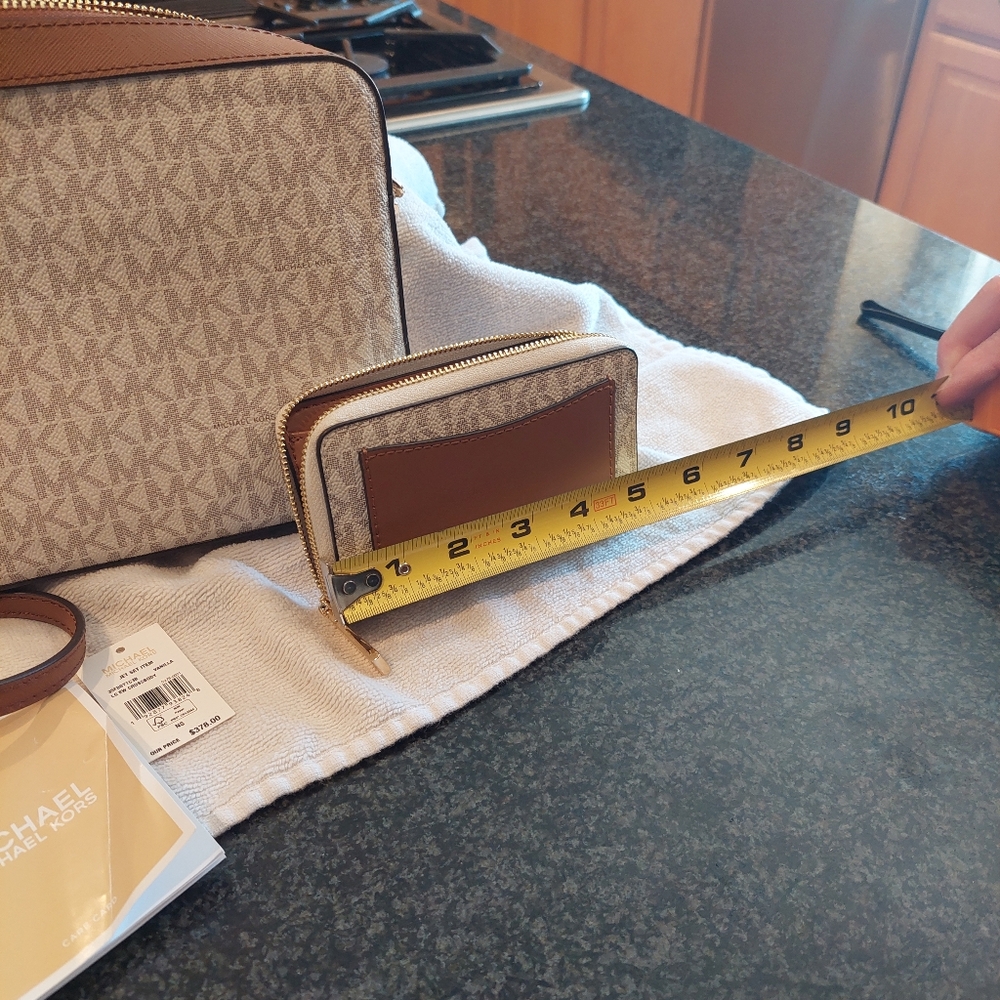 Michael Kors Crossbody Bag with Wallet Brown And Cream Bundle - Picture 8 of 10